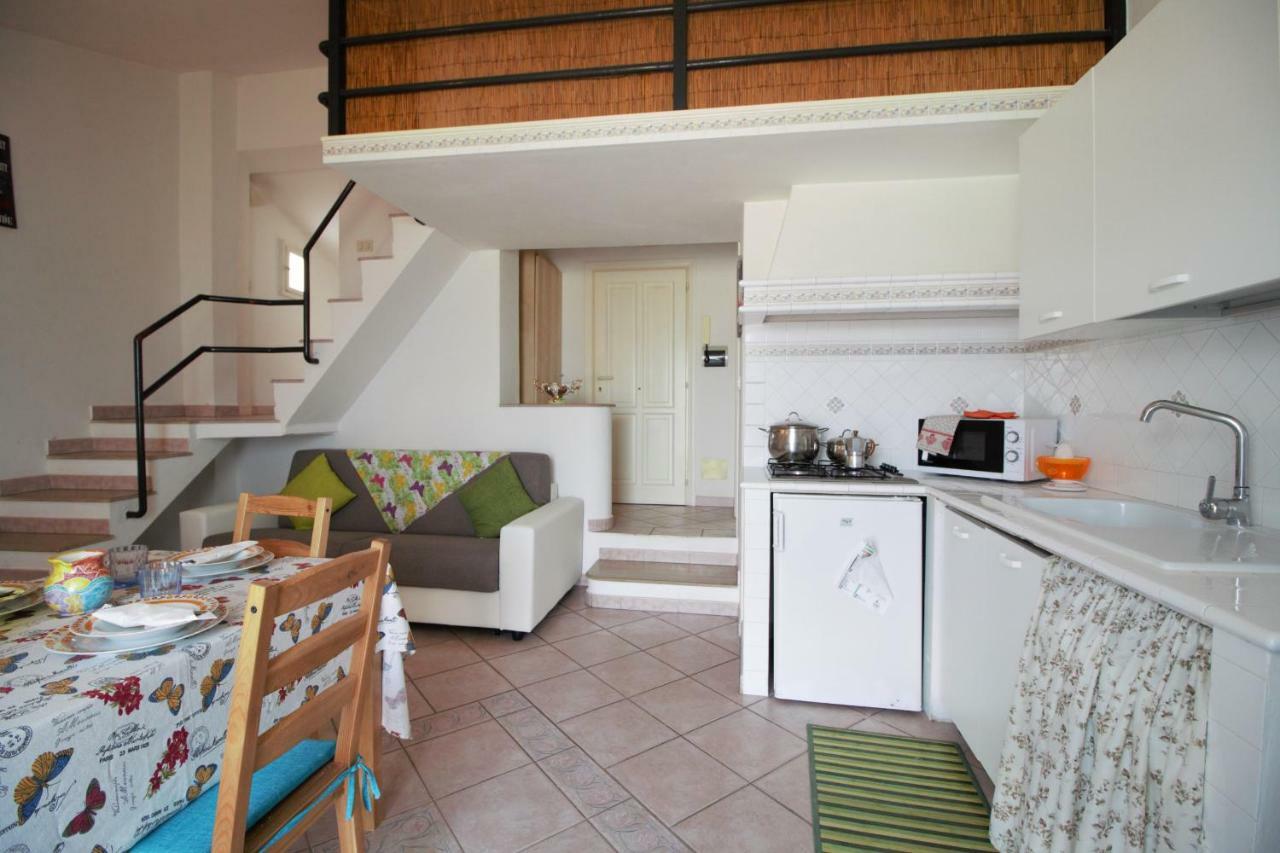 Holidaycasa Romano - Vacanza Nel Cuore Di Сперлонга Екстериор снимка